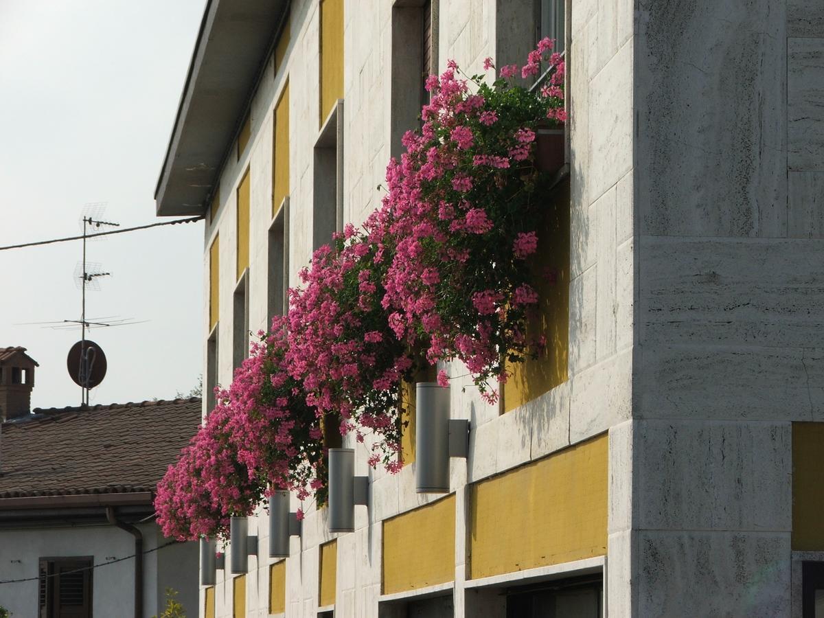 Hotel Ponte Autostrada Seriate Esterno foto