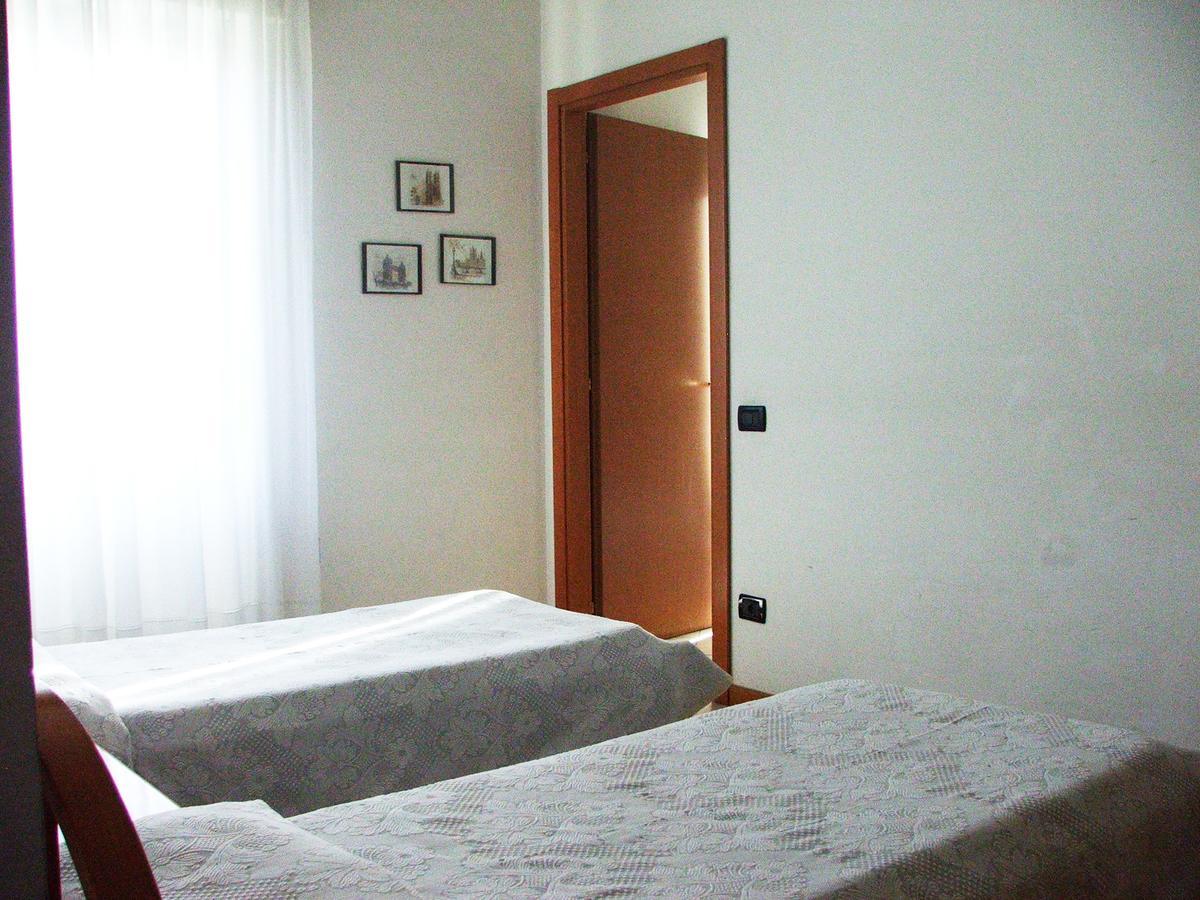 Hotel Ponte Autostrada Seriate Esterno foto